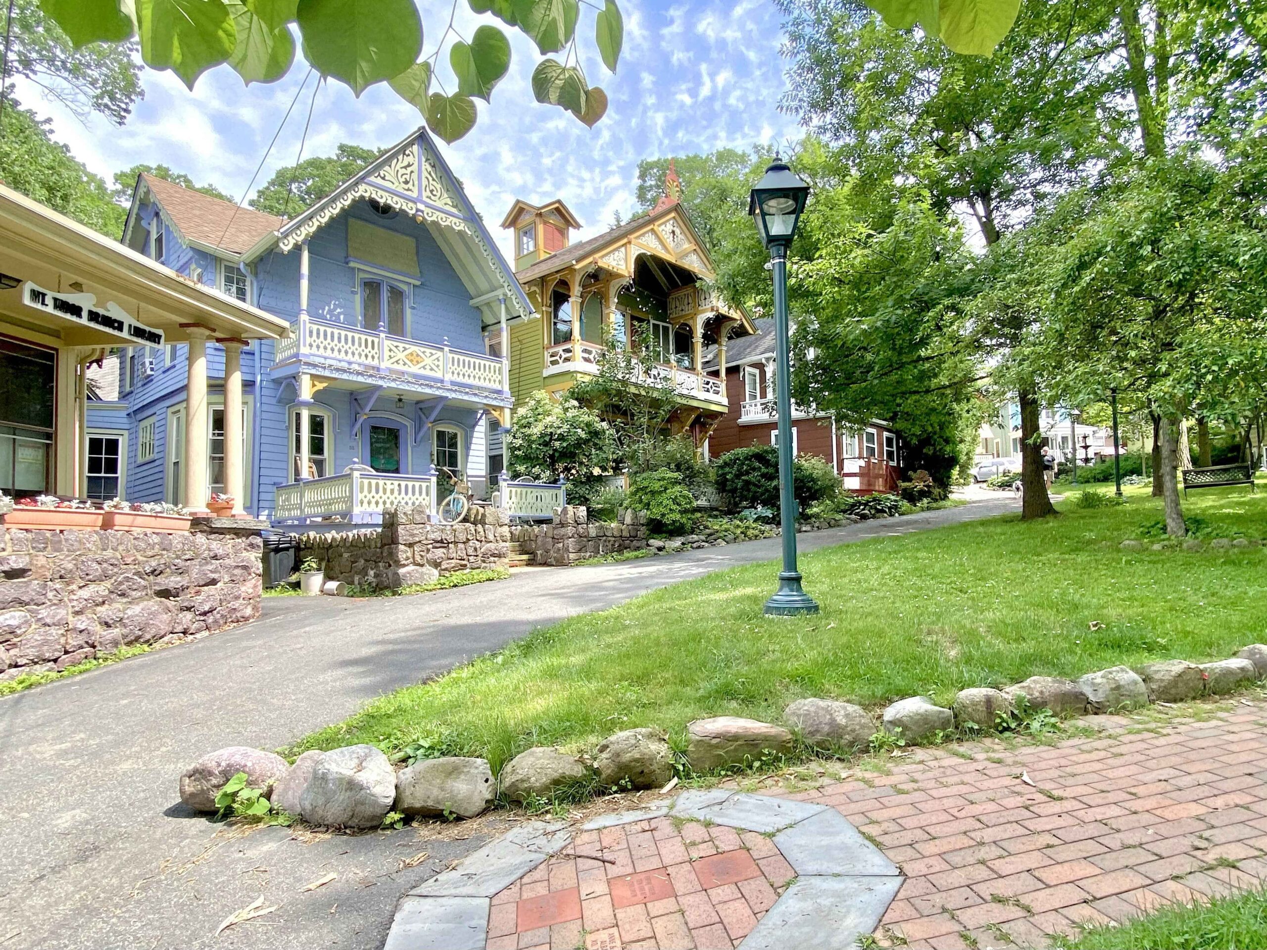 Erica Travis, Realtor | Compass Real Estate in Morristown, NJ