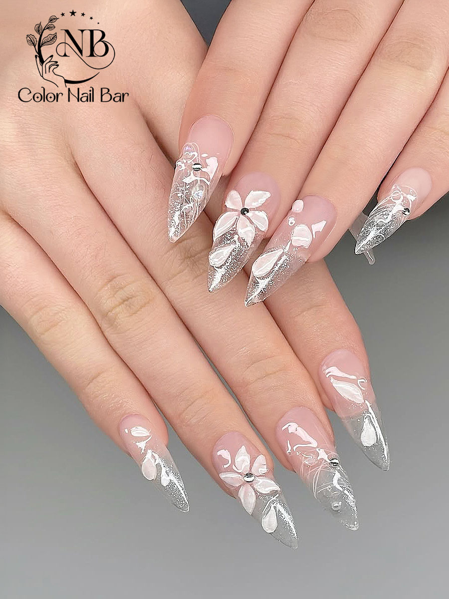 Color Nail Bar in Sheboygan, WI (2)