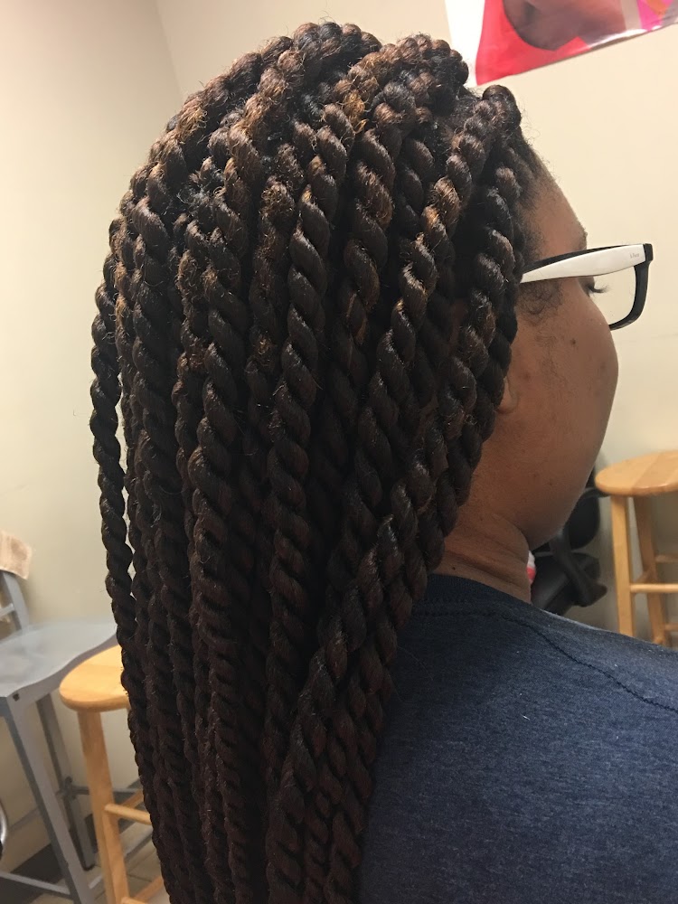 Diama Hair Braiding in Wheaton, MD (4)