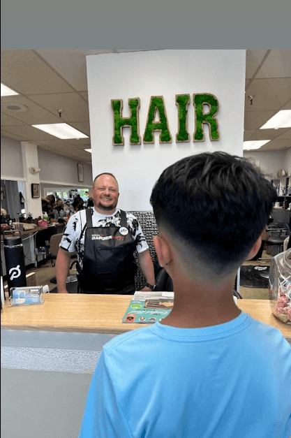 Modern Style Hair in Palatine, IL (2)