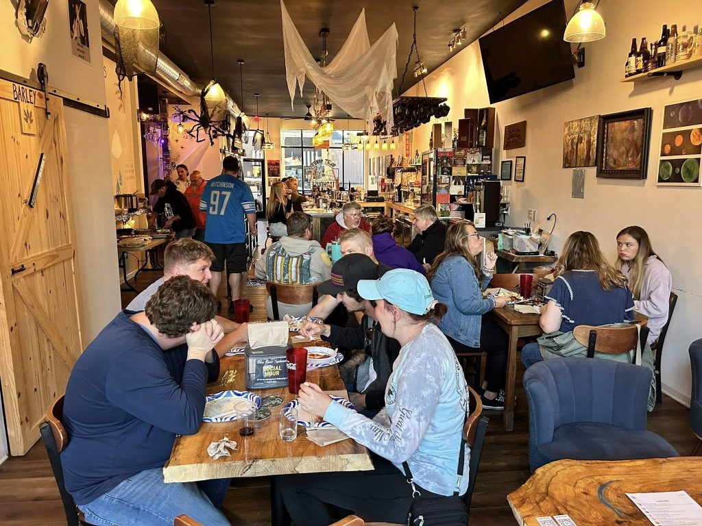 Blue River Taphouse in New Castle, IN (6)