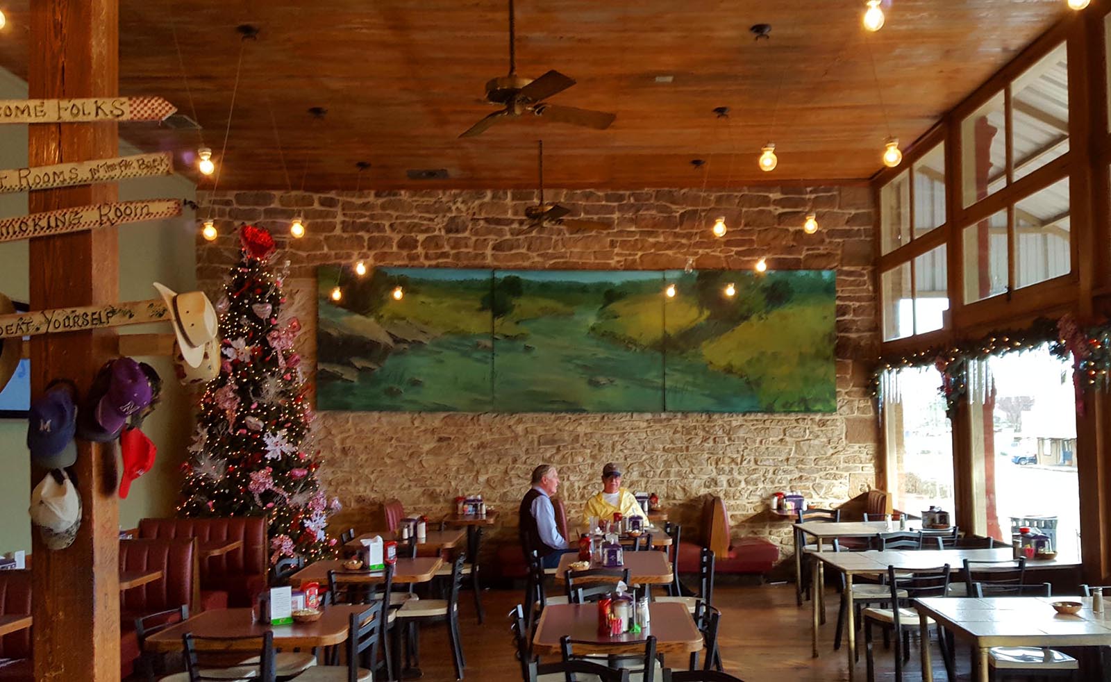 Willow Creek Cafe & Club in Mason, TX