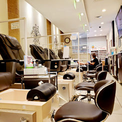 New 4-U Nails in Oyster Bay, NY (6)