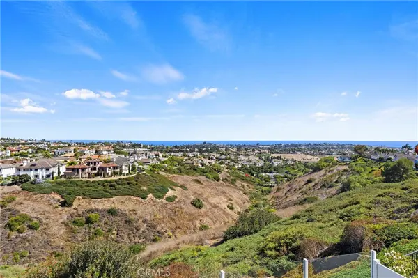 Martin Valencia | Orange County Realtor in Anaheim, CA (3)
