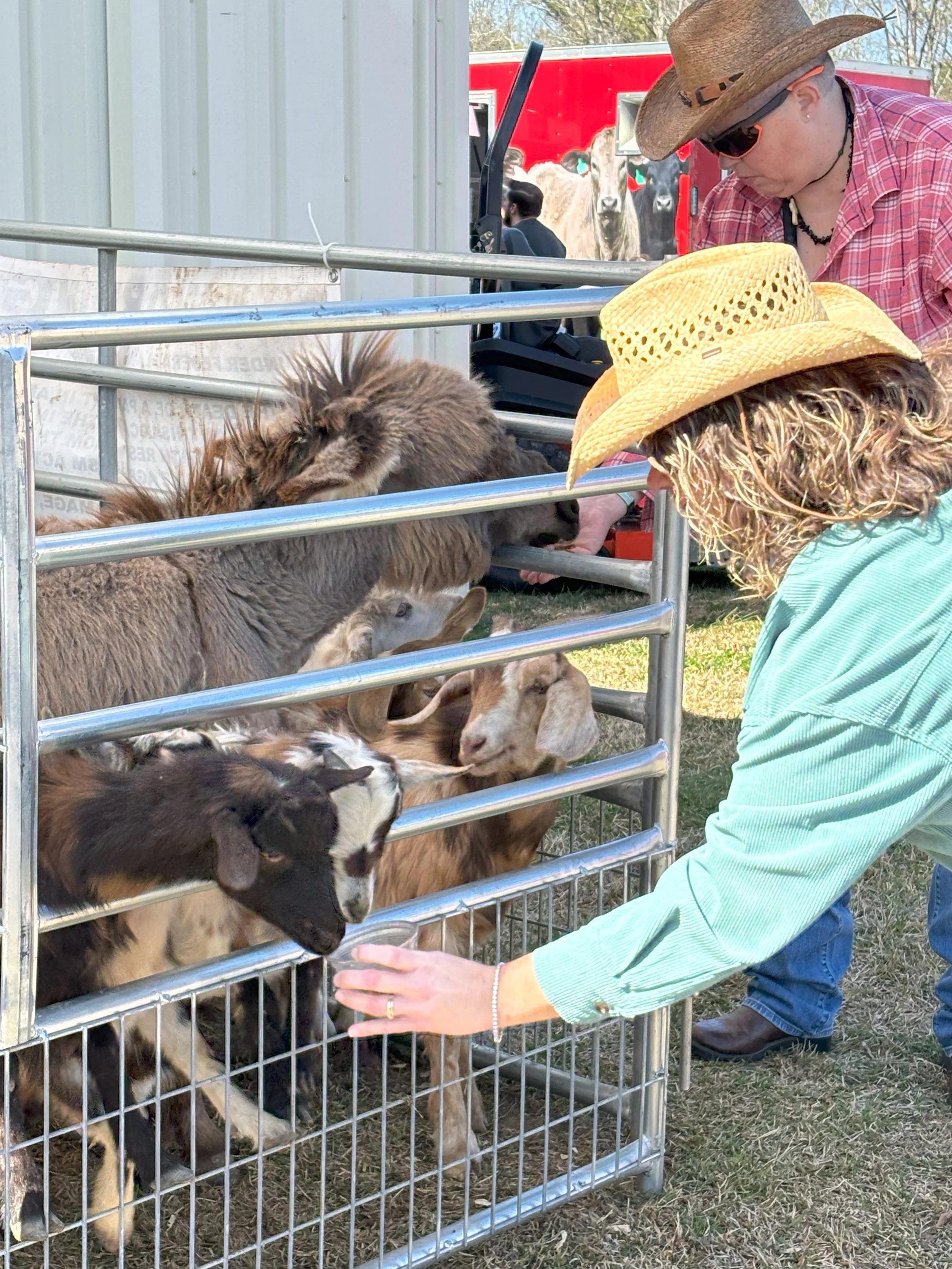Mid State Farmer's Co-Op in Columbiana, AL