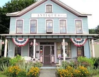 Miss Elly's Antiques & Such in Hawley, PA