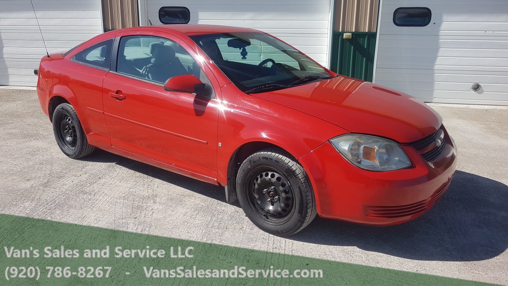 Van's Sales and Service LLC in De Pere, WI (2)