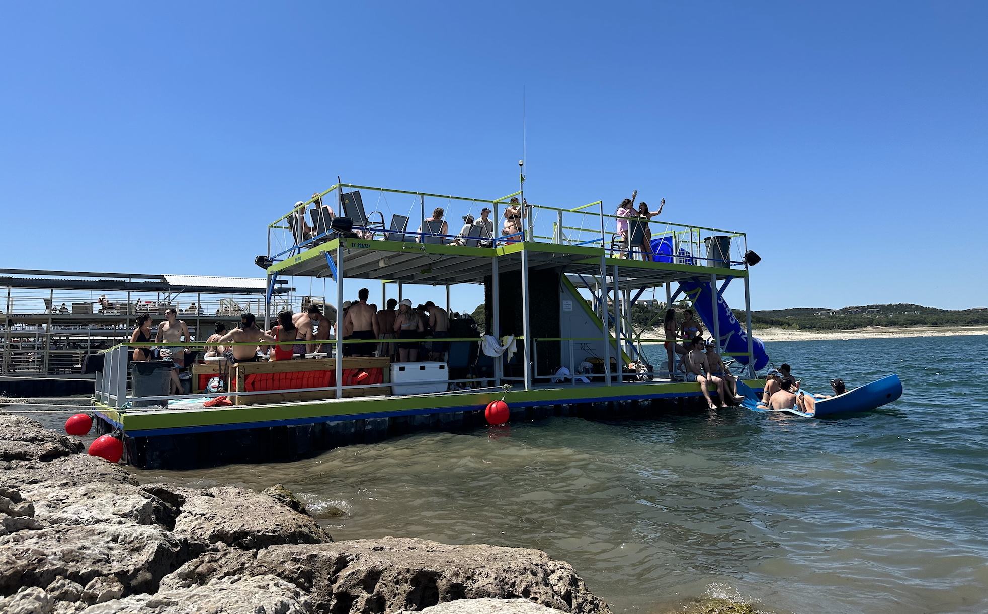 Lakeside Boat Rentals in Volente, TX