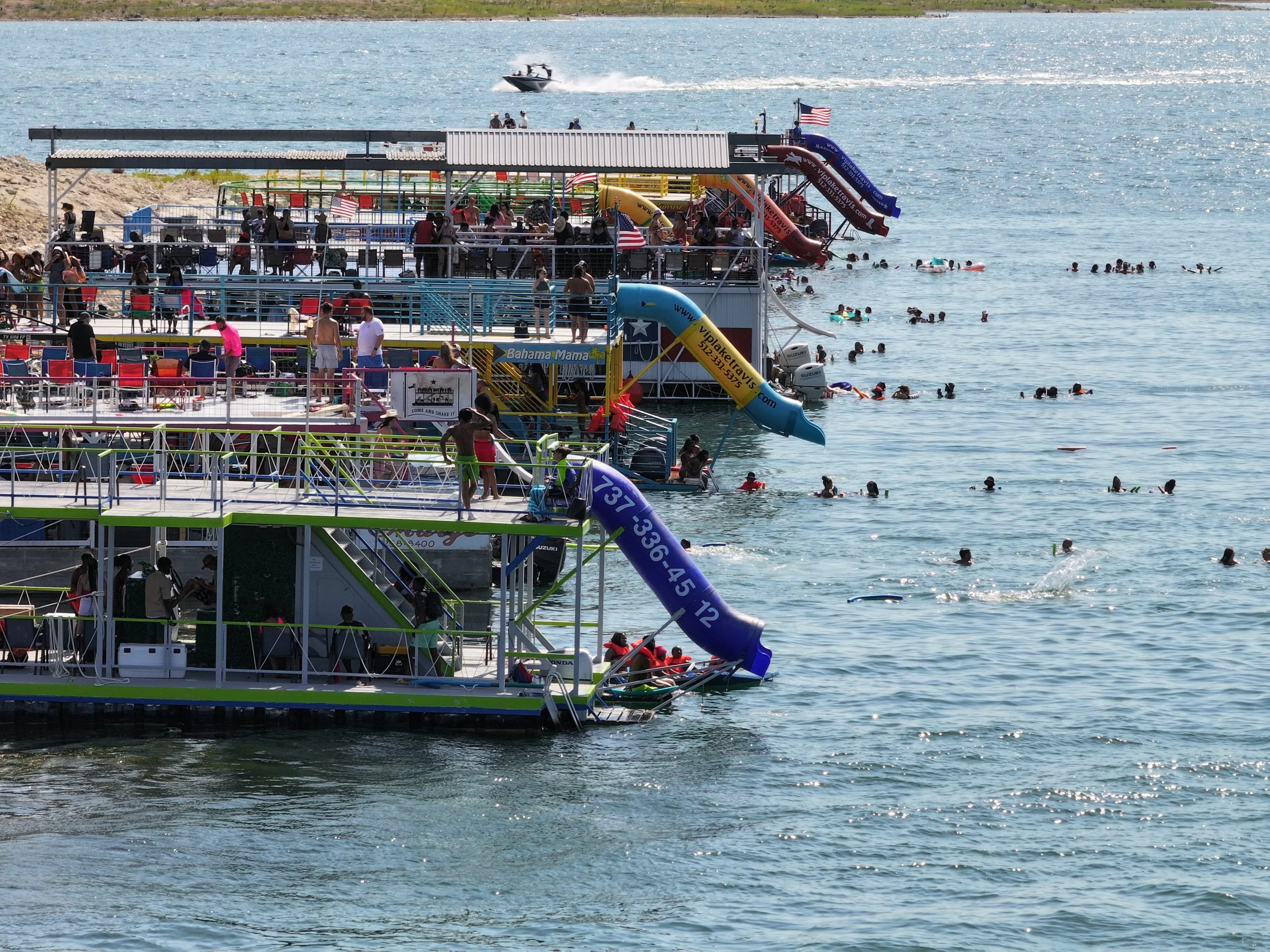 Lakeside Boat Rentals in Volente, TX (3)