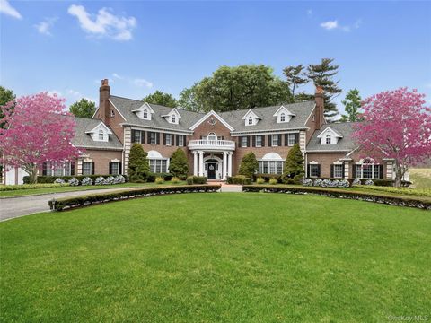 Howard Hanna | Coach Realtors - Garden City in Garden City, NY (6)