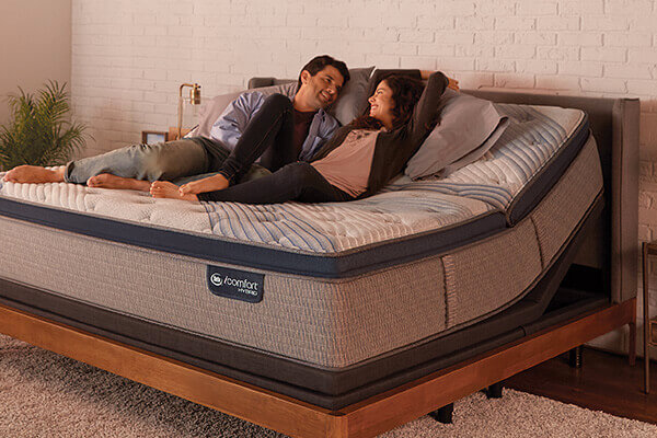 Black Dog Furniture and Mattress in Clinton Township, MI (6)