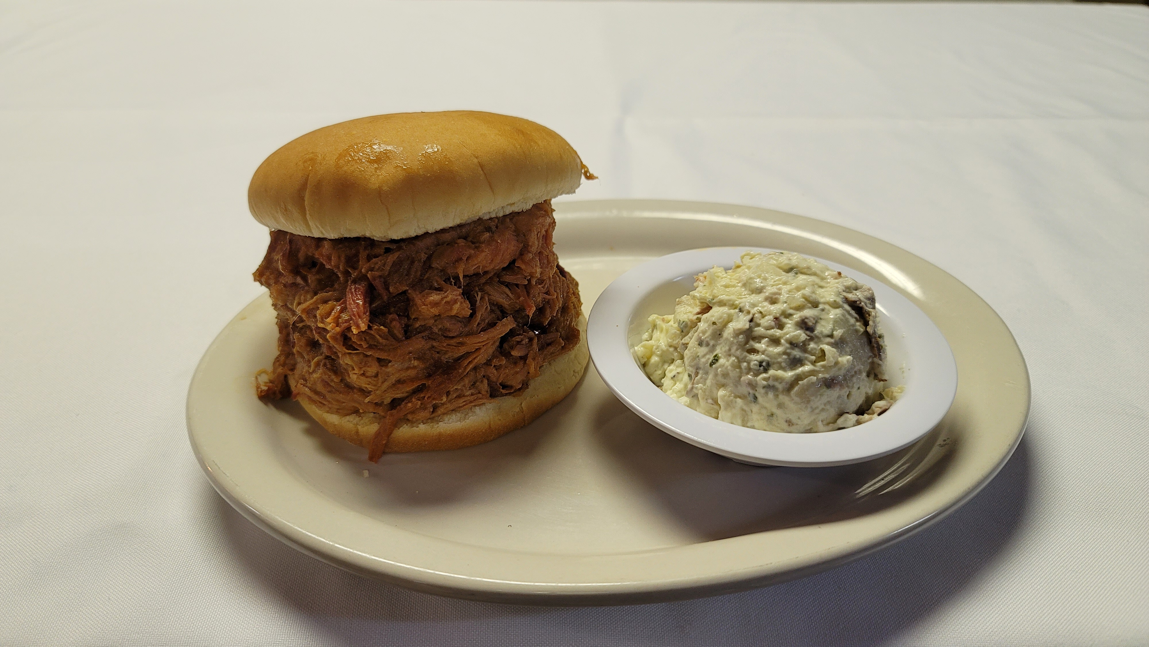 Smokey Mountain Grill & Rib Shack in Mendenhall, MS