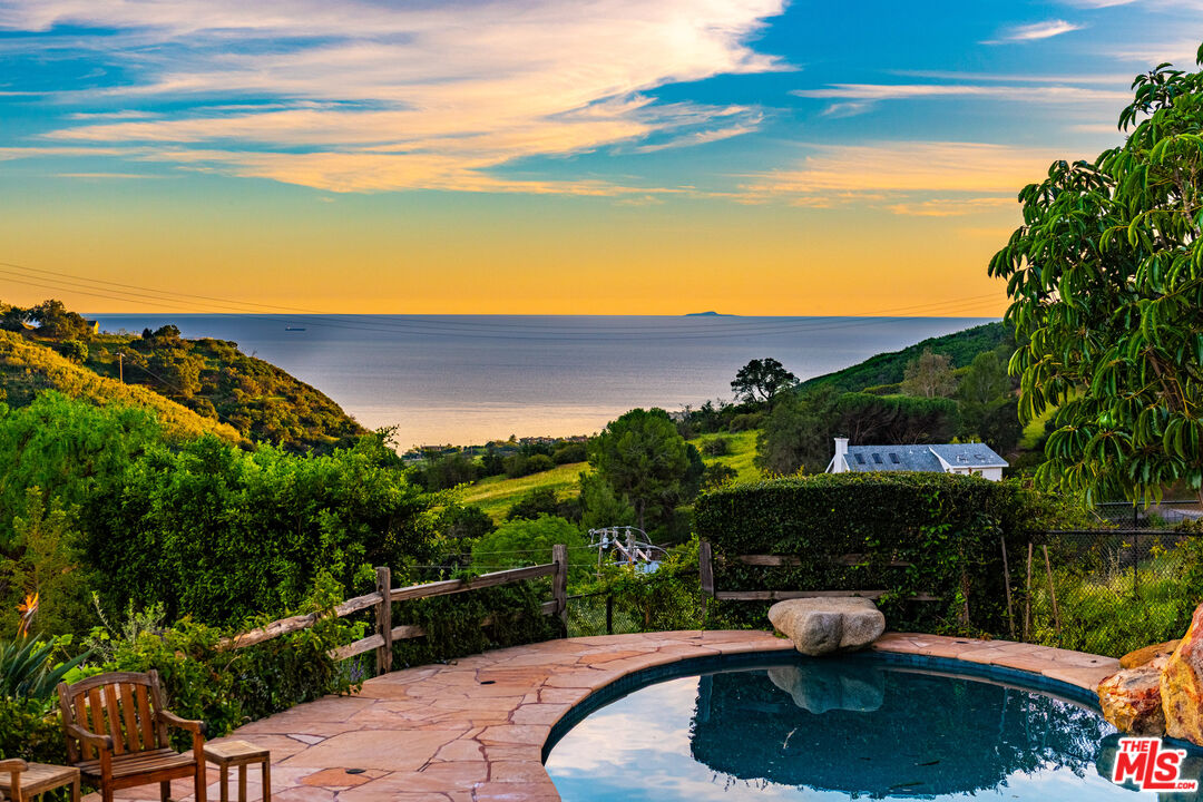 The Malibu Life | Malibu Real Estate in Malibu, CA (3)
