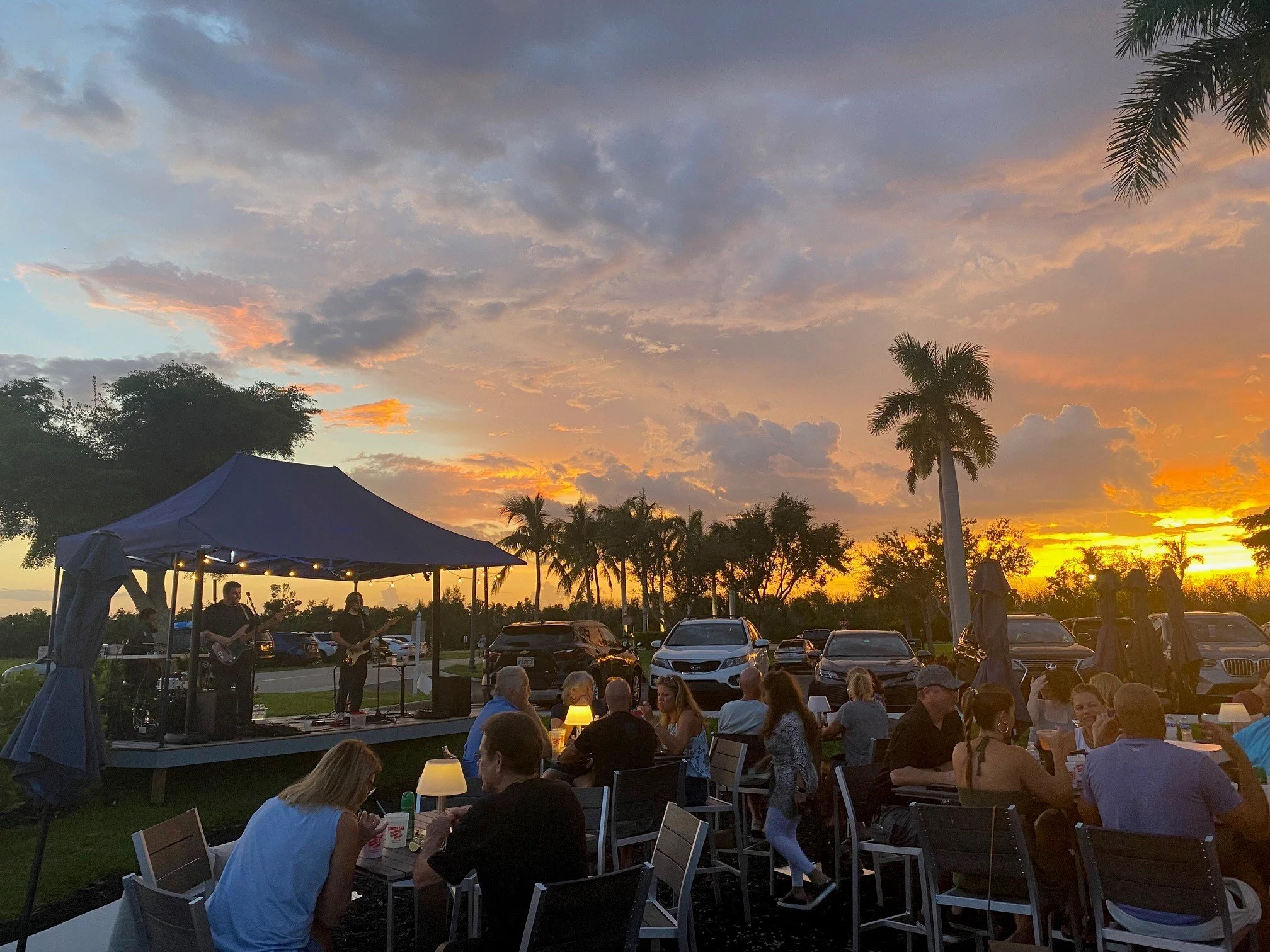 High Tide Social House in Cape Coral, FL