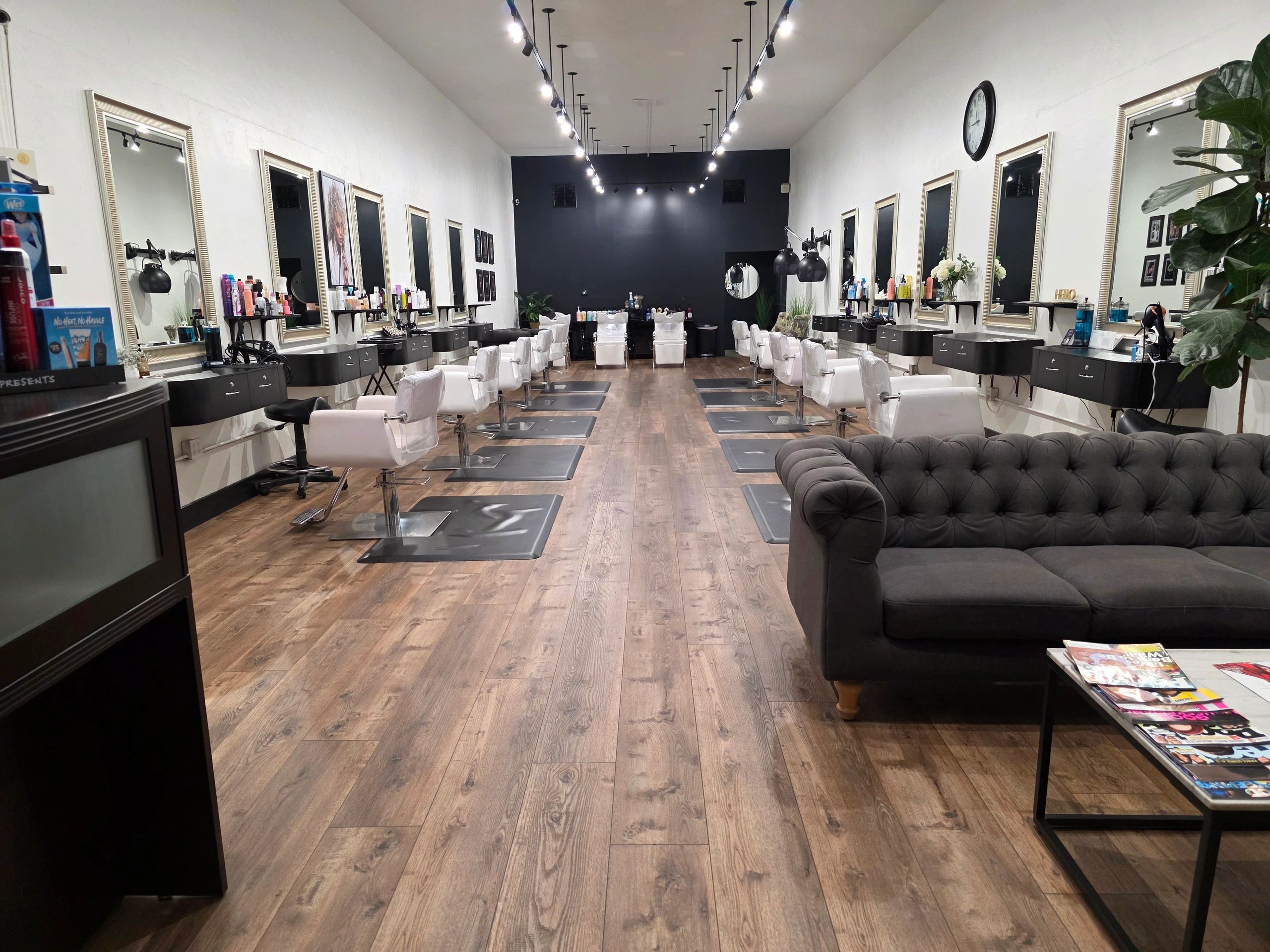 The cutting room salon in Tracy, CA
