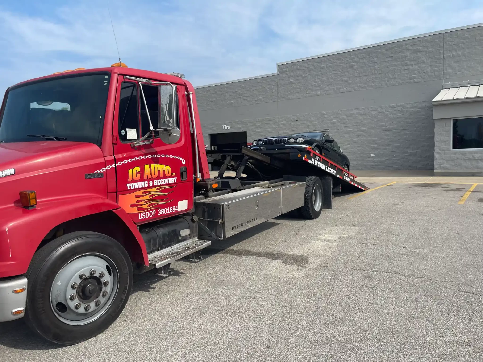 JC Auto Towing in Brazil, IN (4)