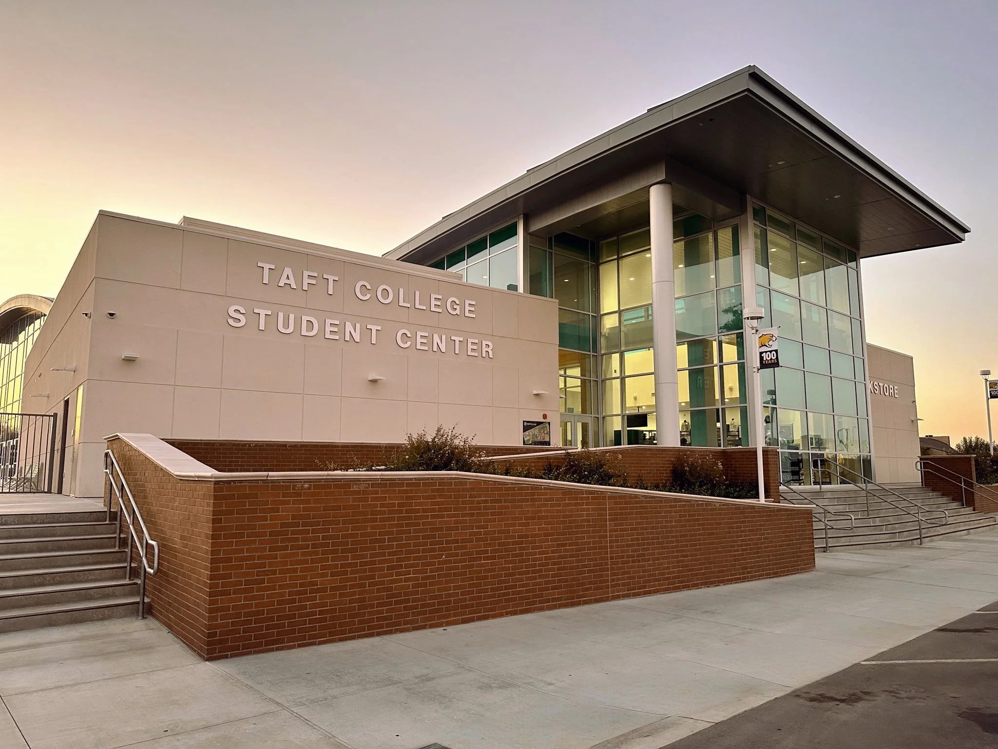 Taft Chamber of Commerce in Taft, CA (4)