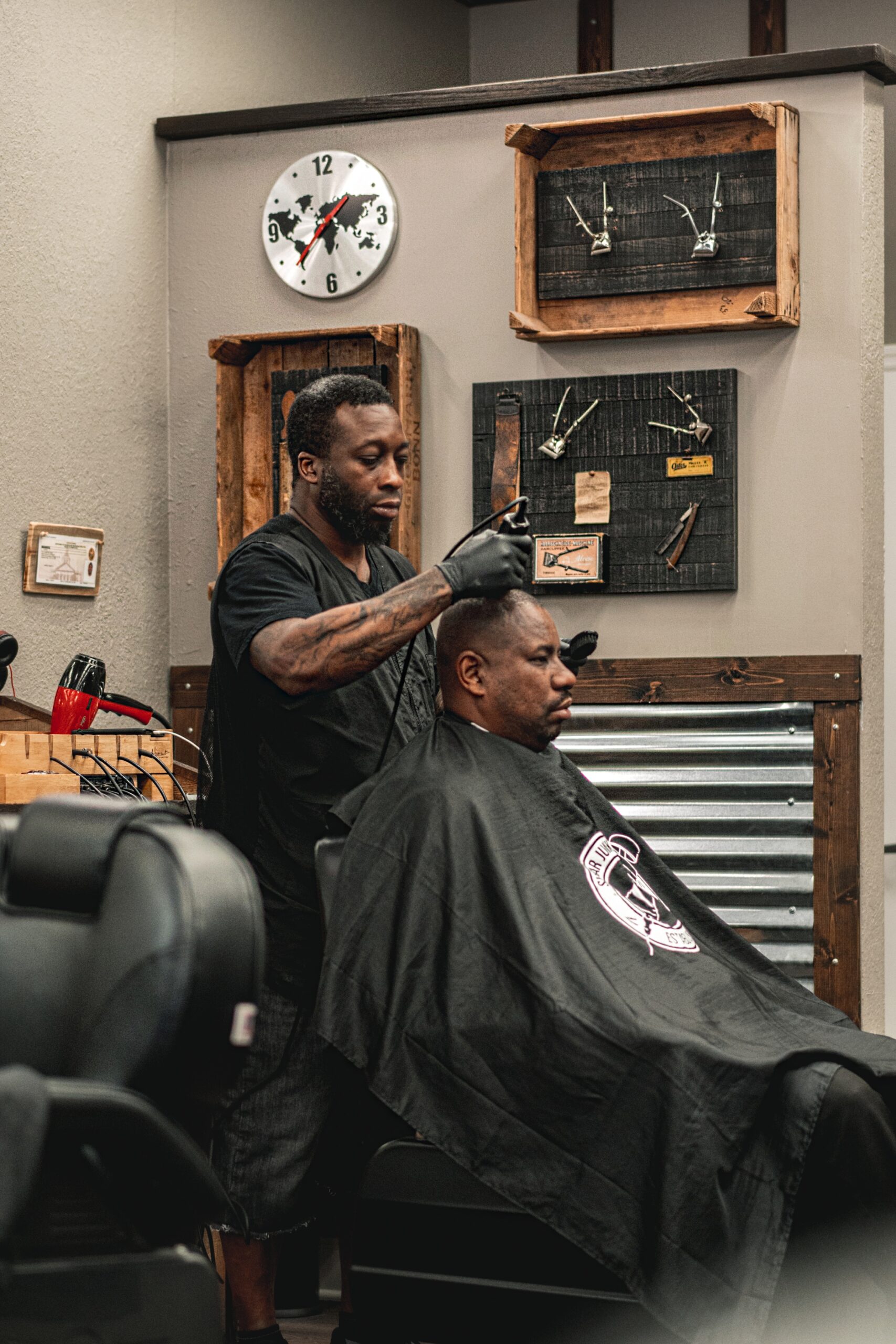 Shear Junkies Barbershop in Orlando, FL (5)