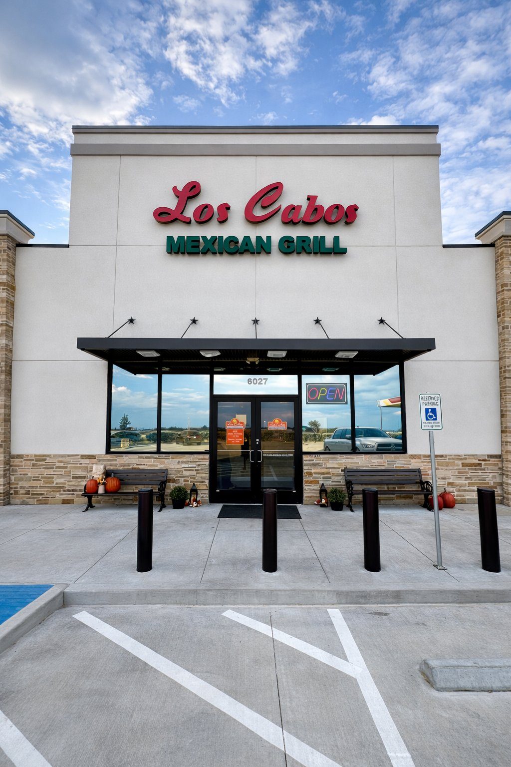 Los Cabos Mexican Grill in Sealy, TX (2)