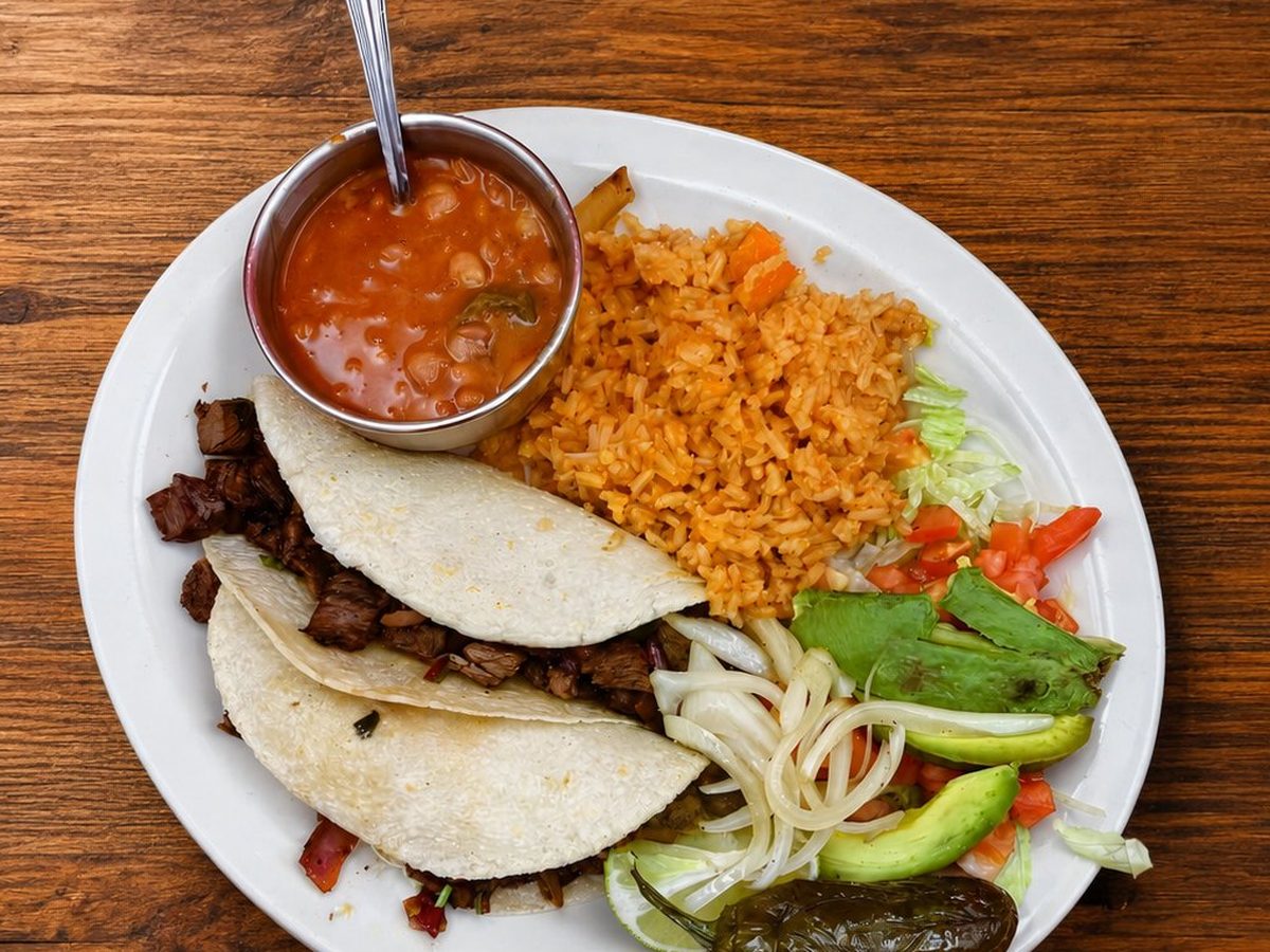 Los Cabos Mexican Grill in Sealy, TX (6)