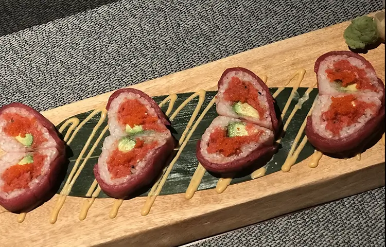 Thai N Sushi in Quinlan, TX