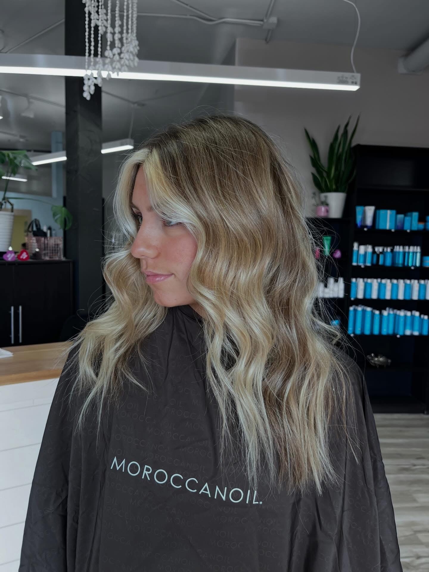 Salon Pearl Montgomery in Cincinnati, OH
