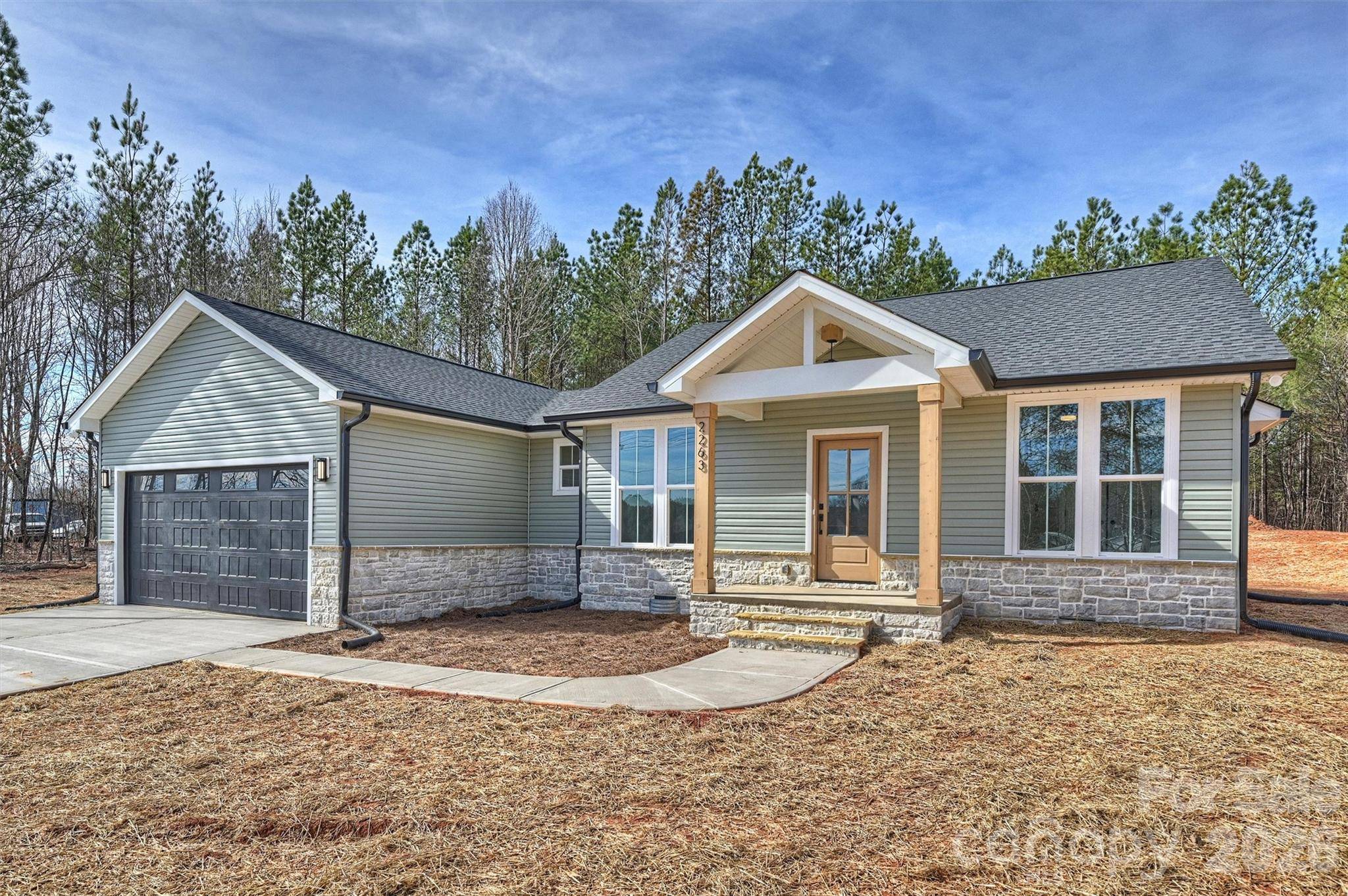 The Alexander Realty Group | Compass | Lake Norman, Davidson & Charlotte Real Estate | Michelle Alexander Hovey, REALTOR in Davidson, NC (3)