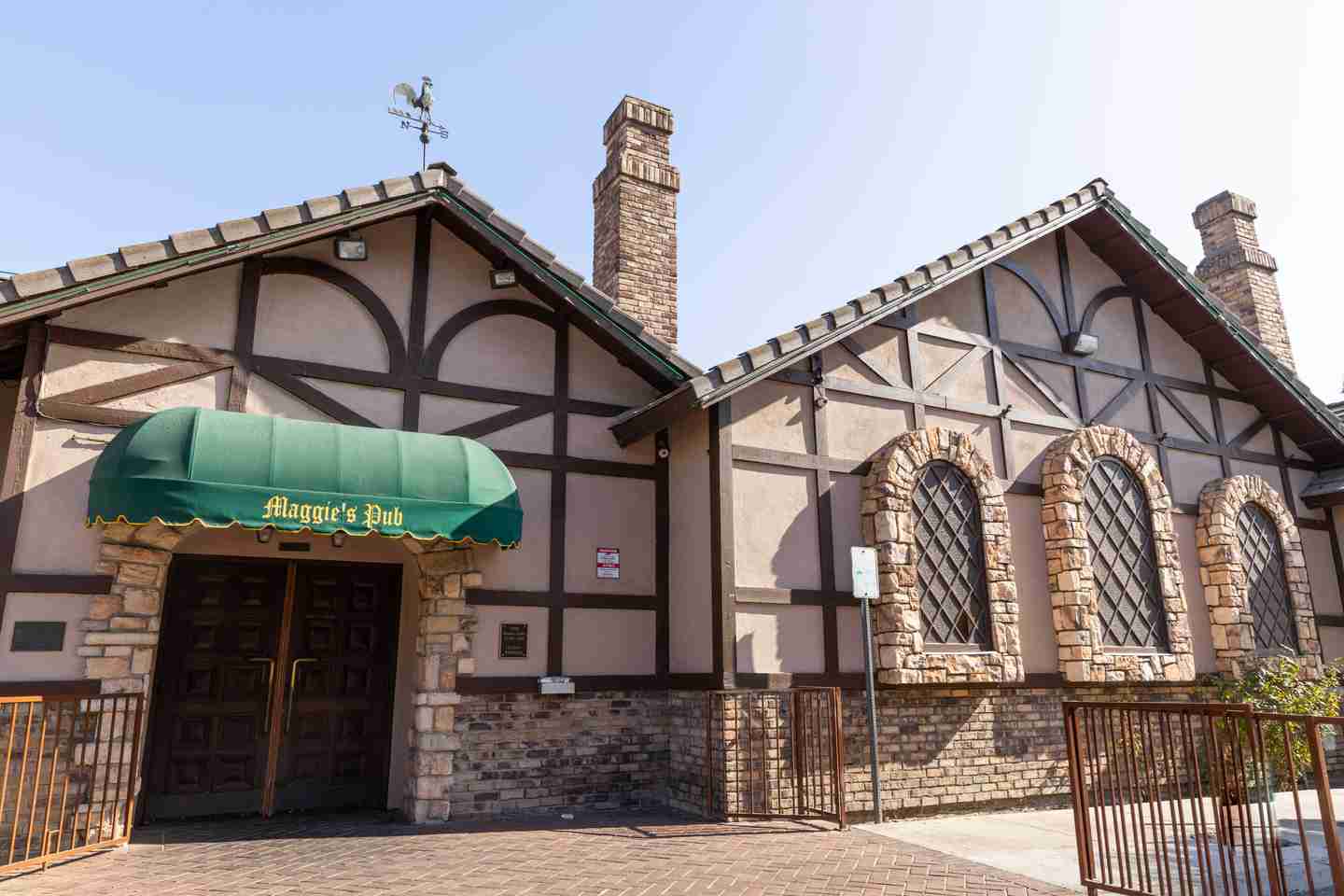 Maggie's Pub & Banquet Hall in Santa Fe Springs, CA (2)