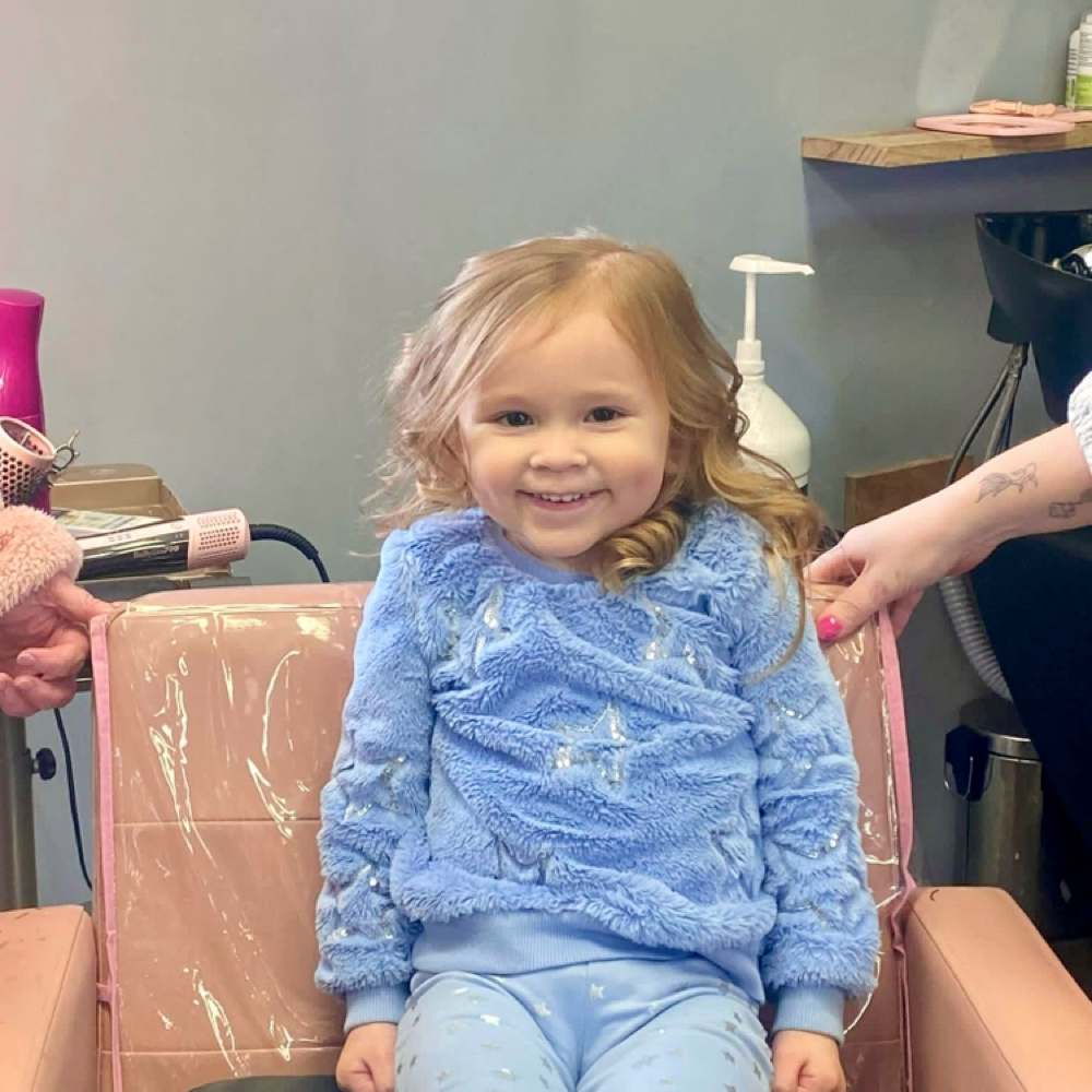 Pretty Parlor Salon in Elizabethtown, PA