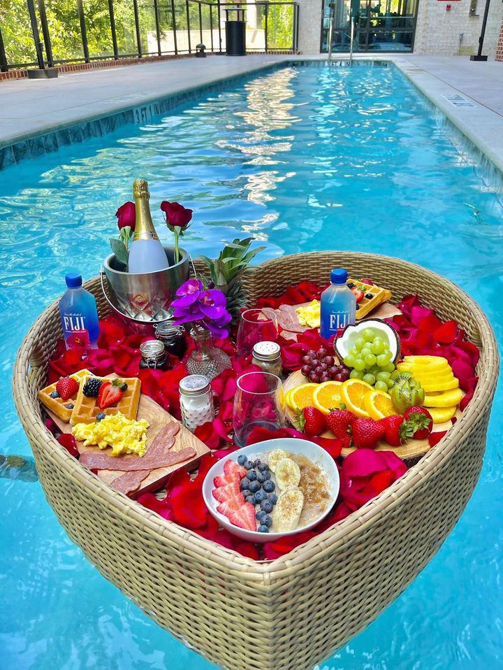 Floating Brunch ATL LLC in Atlanta, GA (2)