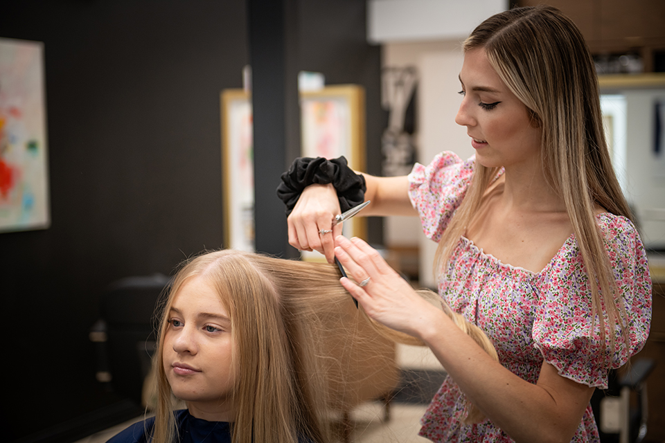 Blondie's Salon + Spa in Columbus, IN (2)