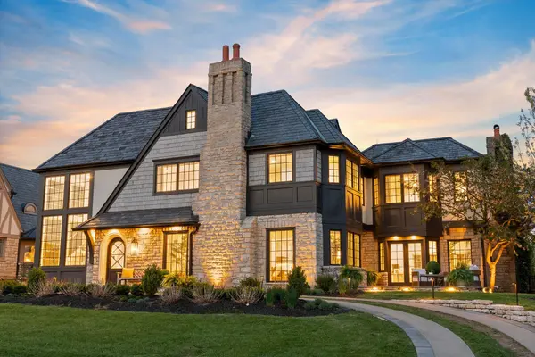 Nick Vlasidis Realtor, Howard Hanna Real Estate Services in Upper Arlington, OH (4)