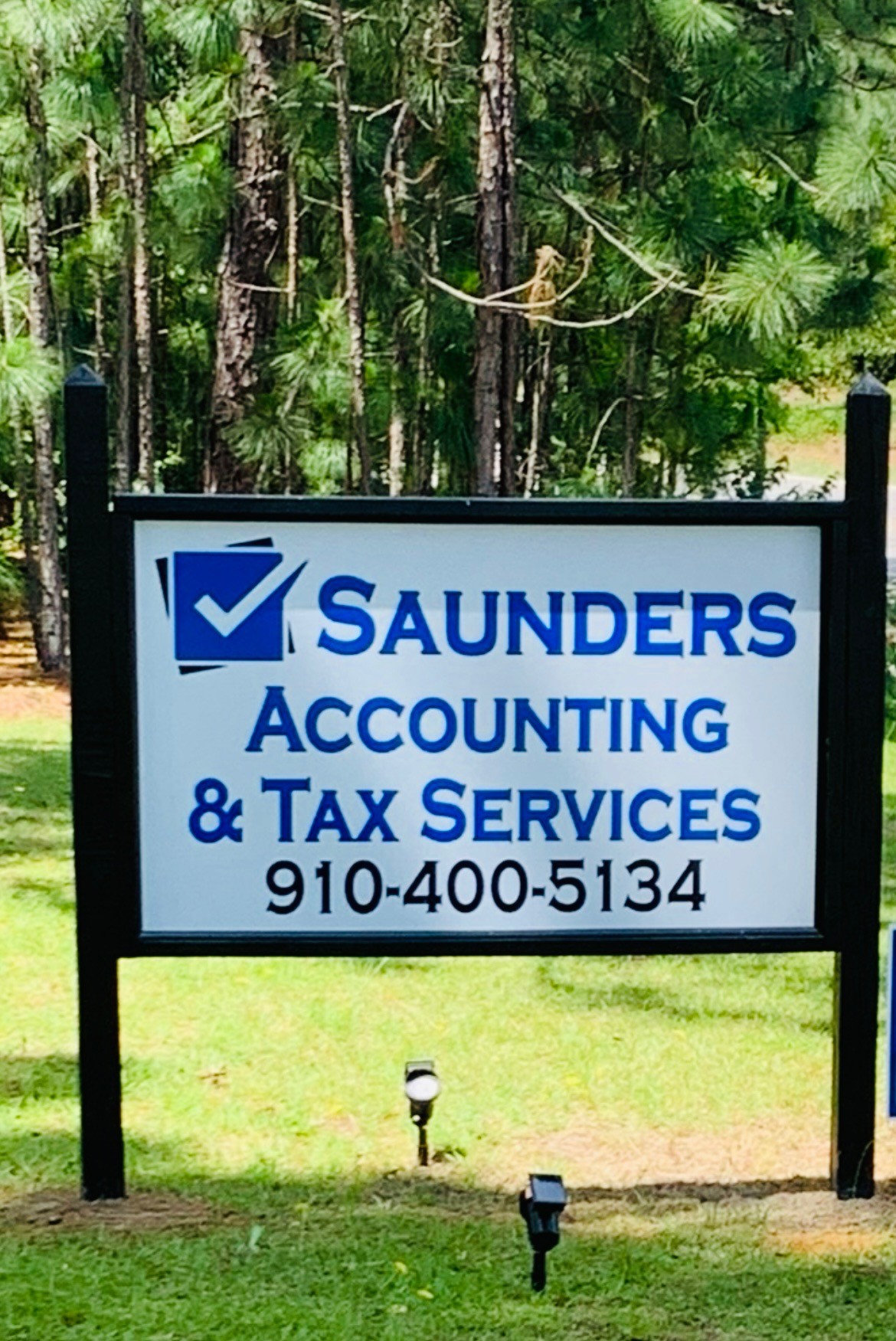 Saunders Accounting Services Inc in West End, NC