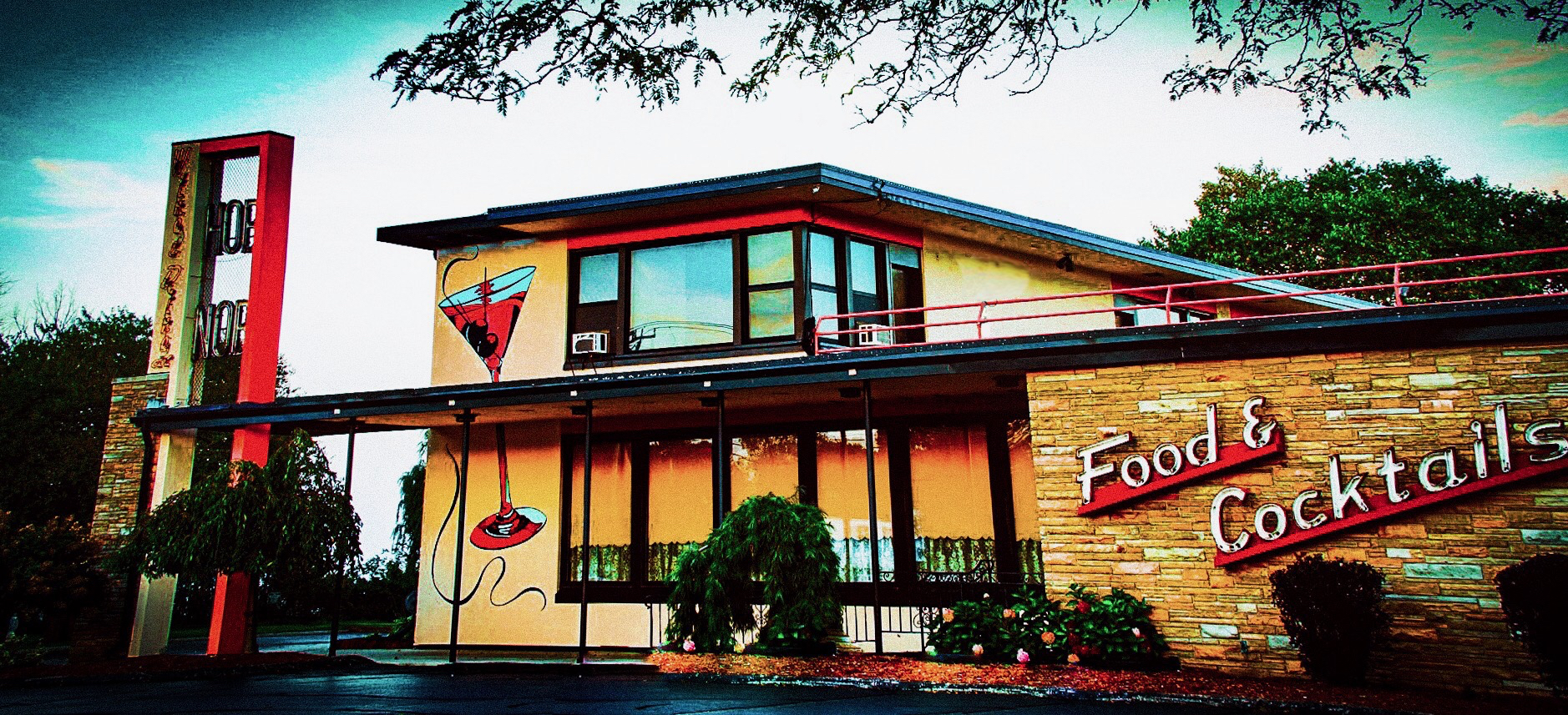 HOBNOB Restaurant in Racine, WI