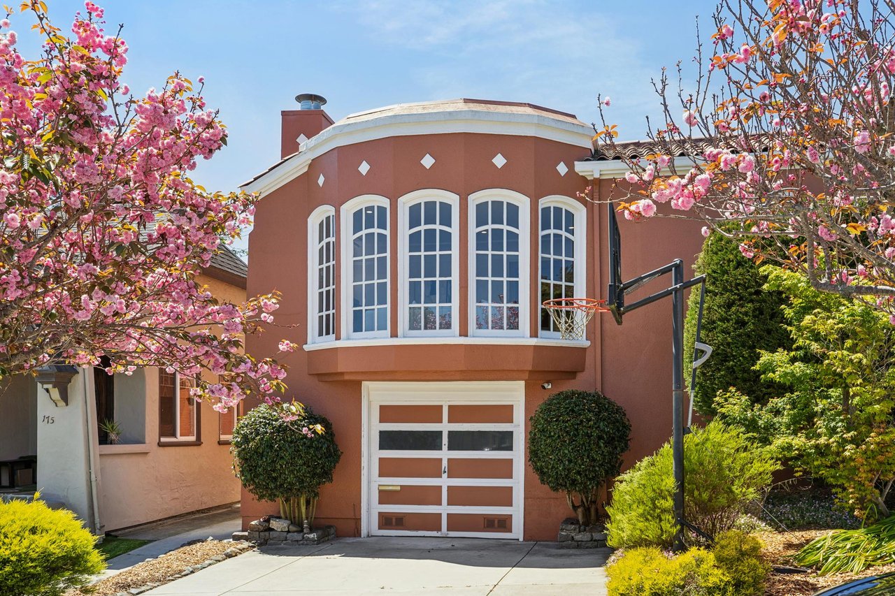 Saba Muscat (formerly Saba Shoaeioskouei) in Menlo Park, CA (2)