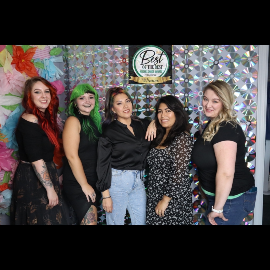 Wild & Colorful Hair Lounge in Martinsburg, WV (4)