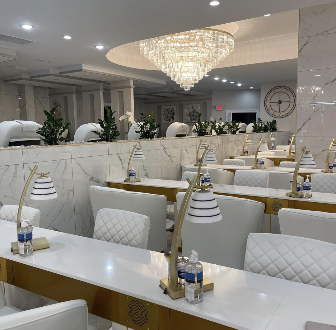 Blanche Nails & Spa in Louisville, KY