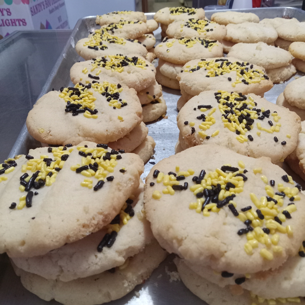 Sandy Boo's Delights at Dana's Bakery in Pittsburgh, PA (2)