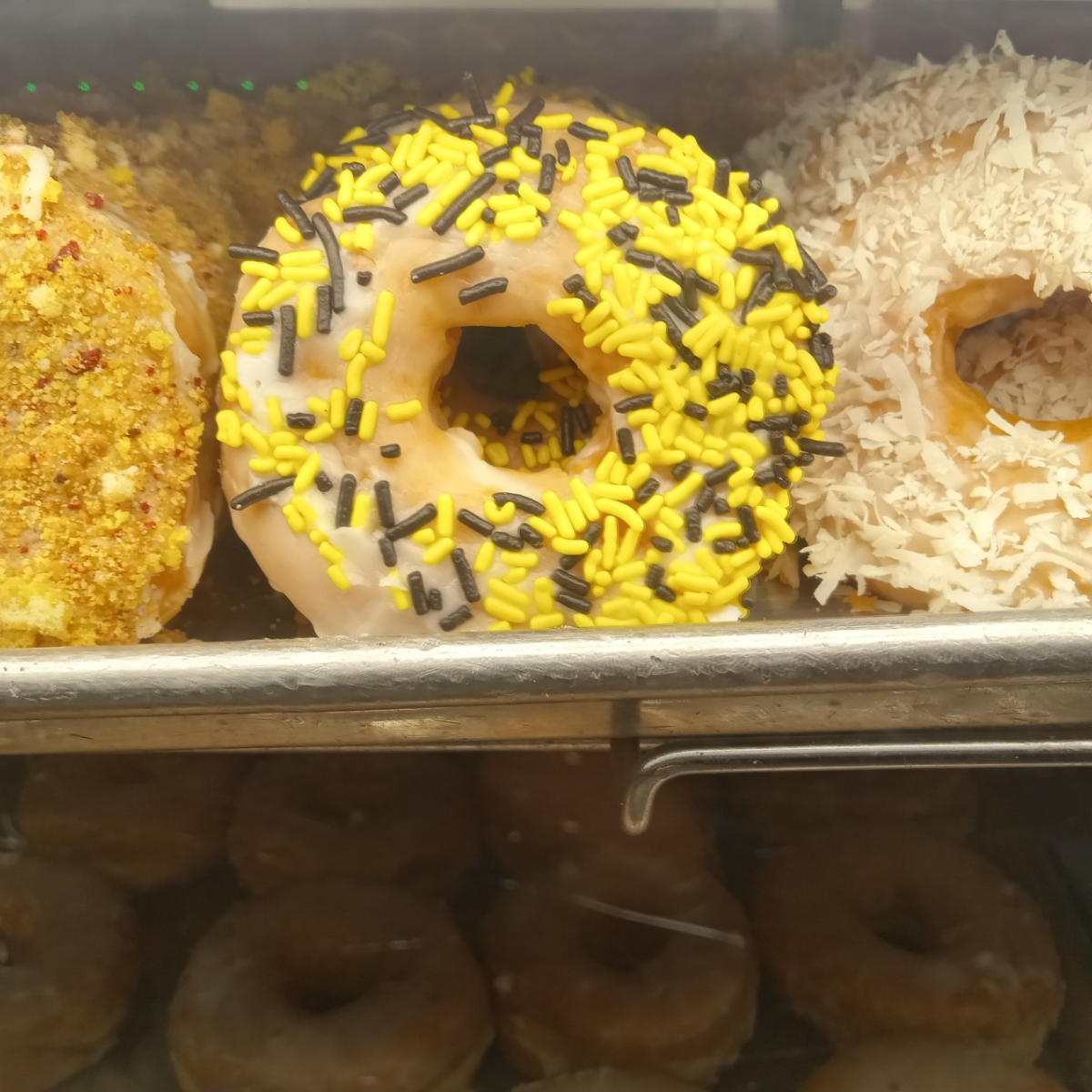 Sandy Boo's Delights at Dana's Bakery in Pittsburgh, PA (5)