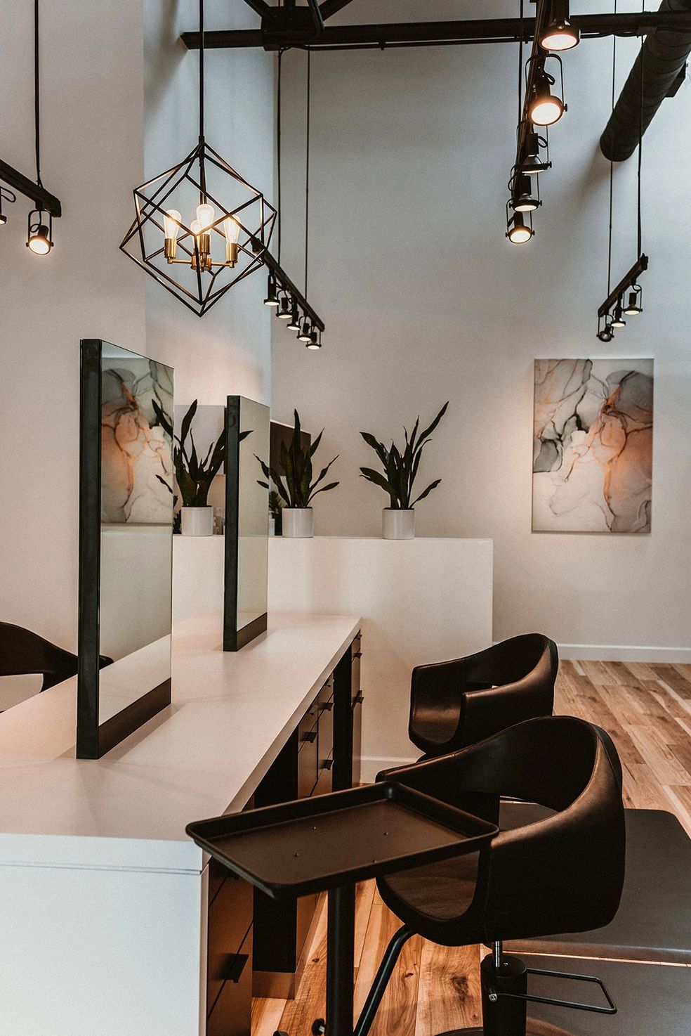 POMPA SALON in Martinez, CA (2)