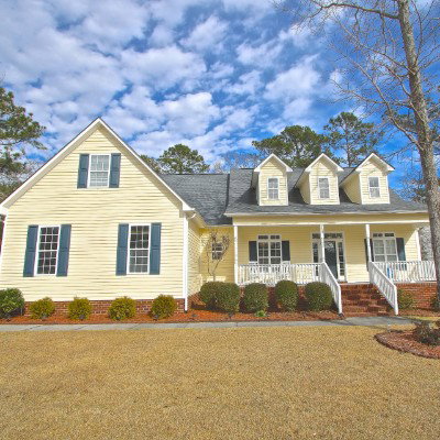 Jenna Morton, Realtor in Sneads Ferry, NC (2)